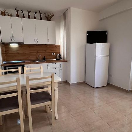 Mire Apartment ดูร์เรส ภายนอก รูปภาพ